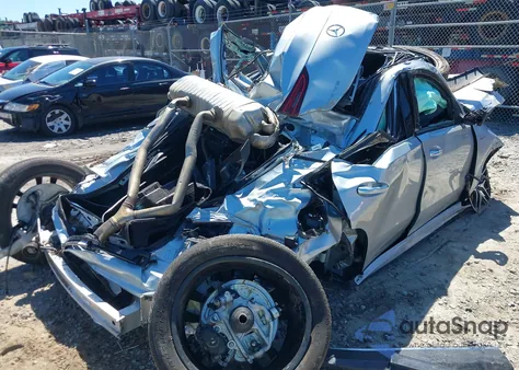 2025 Mercedes-Benz Amg Gle 53 Coupe 4Matic+ z USA, uszkodzony, nr VIN 4JGFD6BB4SB410755